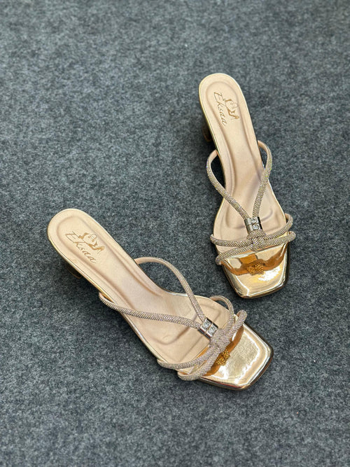 Aurelia Knot Heel