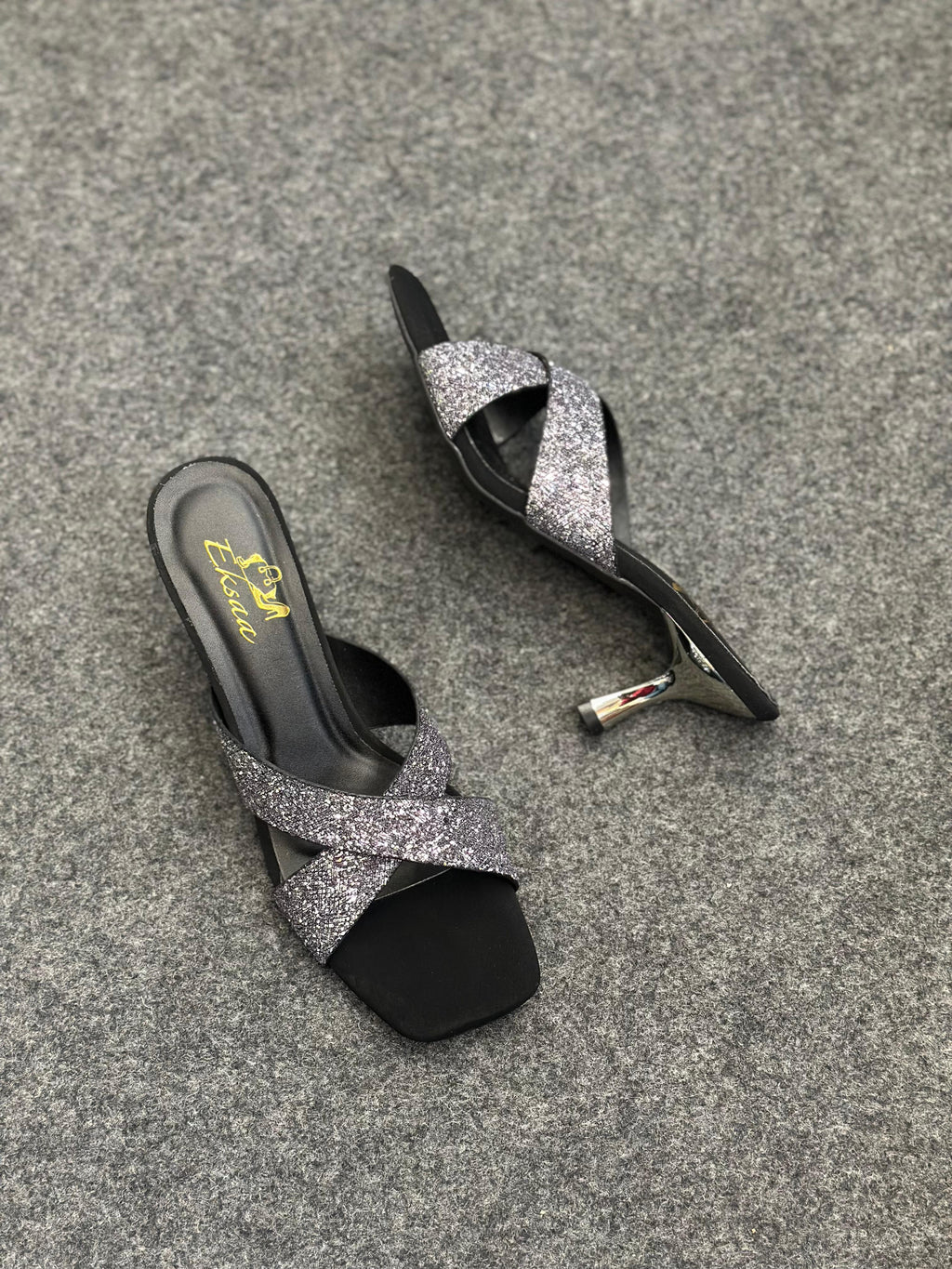 Noir Glint Mule